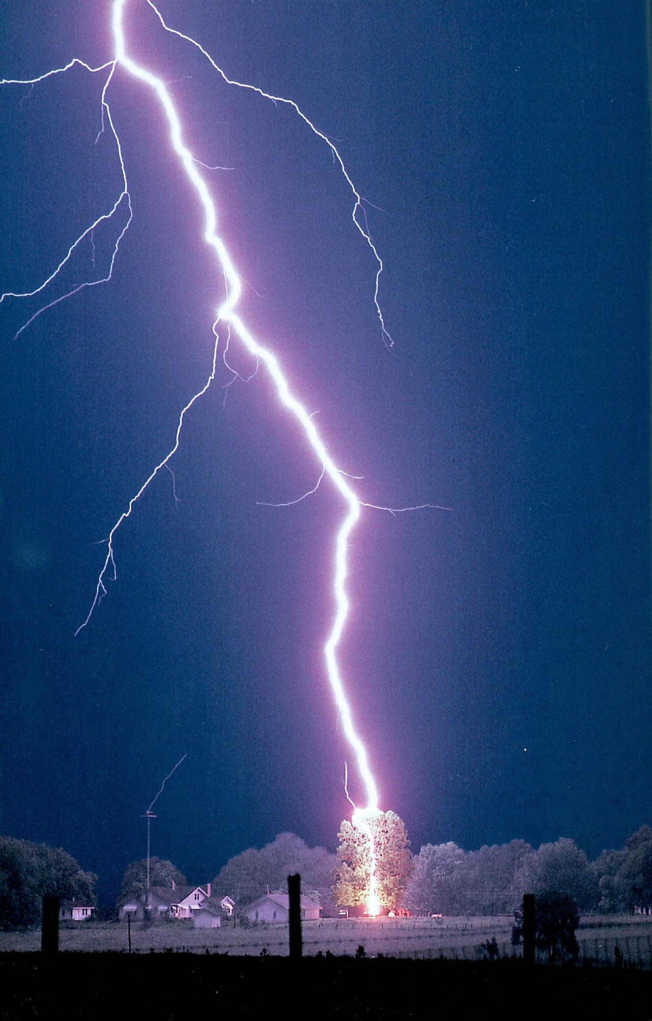 Yıldırım – Aşırı Voltaj